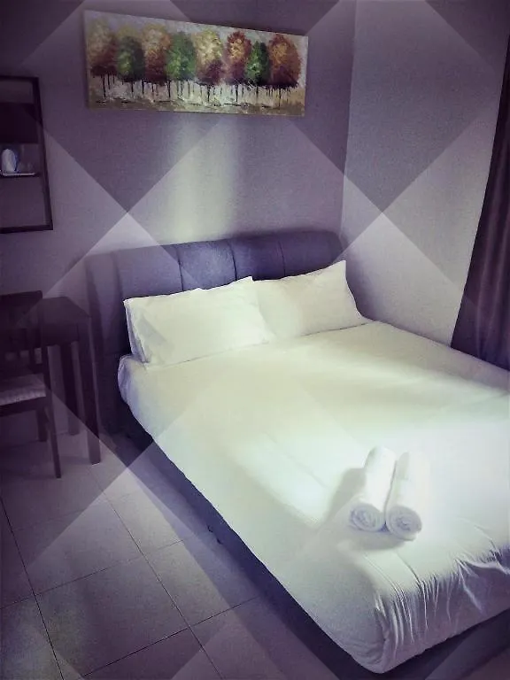 S Avenue Hotel Τζόχορ Μπάχρου