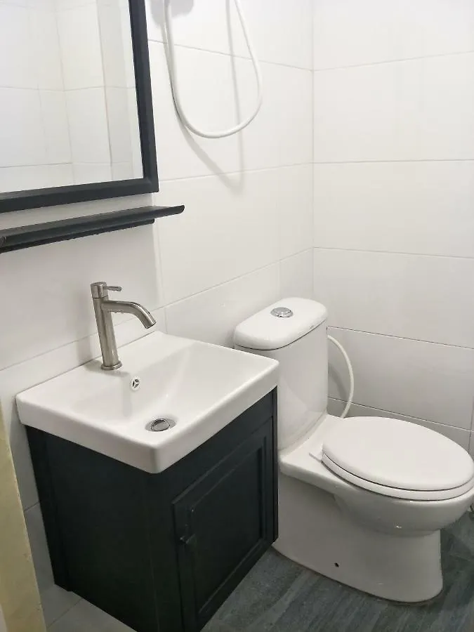 S Avenue Hotel Τζόχορ Μπάχρου