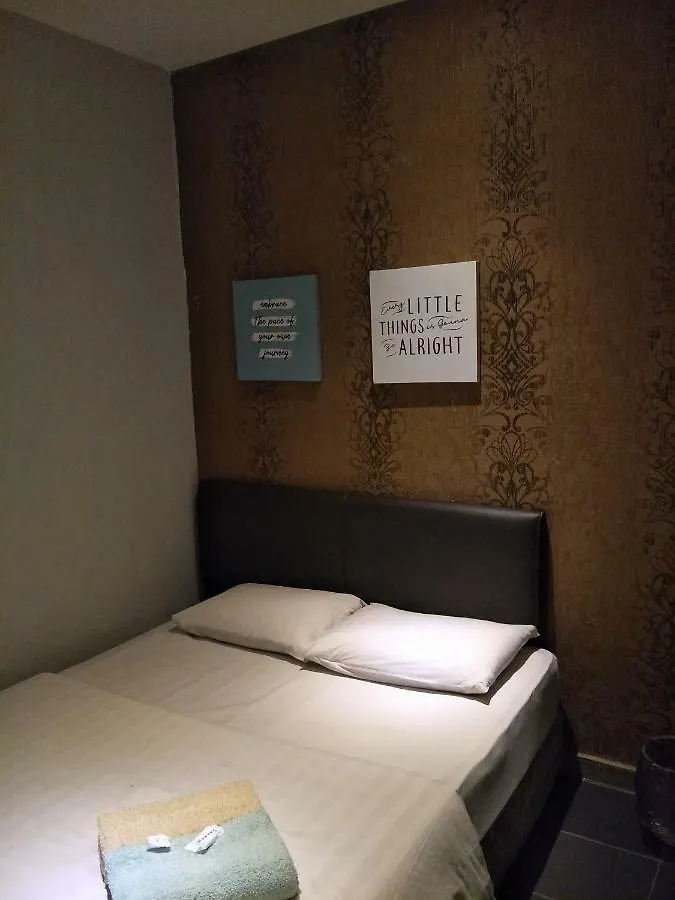 S Avenue Hotel Τζόχορ Μπάχρου